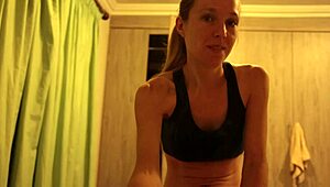 hey, blowjob and cum all over my face in bed 😏💦