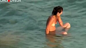 Beach Voyeur Catches Hot Couple in Wet Body Cumshot Action
