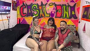 Uma Gaúcha BBW Safada Muito Fogosa Cheia de Tesão Kissing Big Ass Bisexual