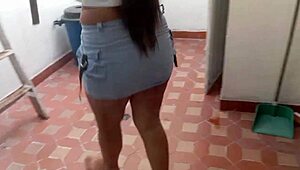 Seduce New Maid to Suck Pussy in Homemade Scene