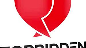 Sexy Teen 18+ Interacts with Busty Step-Mom Intriguingly