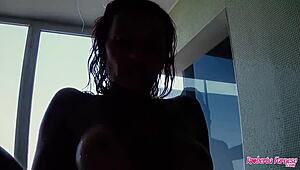 Roberta Farnese Regala Una Festa Di Compleanno Imperdibile Ad Un Fan