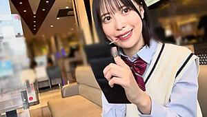 यूनिफॉर्म में इंटेंस एशियन बेब, होटल में हार्ड स्लैम हुई! उसपर चढ़कर अंदर फिनिश!