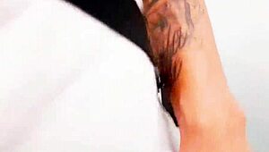 ruiva invades the men's bathroom to suck my cock outdoors