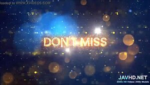 Wow, check out this hot japanese girl squirting her pussy! 💦🌸