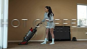 Curvy Latina Wife Fucks Cable Guy!