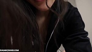 hey babe, wanna see my naughty sextape with my boyfriend? we’re just 18+ amateurs!