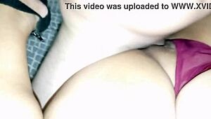 रेड लिंगरी से सेड्यूसिंग फॉर डर्टी स्लैप्स एंड अस राइडिंग