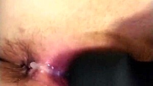 SEXY WHITE GIRL MASTURBATES UNTIL SQUIRTING CUM EVERYWHERE