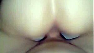 Hey, this perrita jovencita is starting her hot videos! 😏