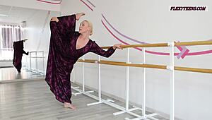 Anna Sigarga Shows Insane Gymnastics With Flexible Teen Body In Wild Action