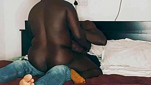 ऐशा को घोस्टमर्डर की जोरदार चुदाई और कमशॉट पसंद घरेलू अमेच्योर