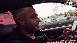 reife deutsche frau beim öffentlichen sextreffen im auto gefickt