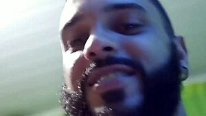 Amateurs Start in Shopping Bathroom and End in Bed