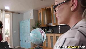 Scarlit Scandal Squirts in Lesbian Sex!