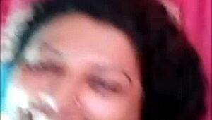 Pakistani teen has lesbian sex on WhatsApp call.