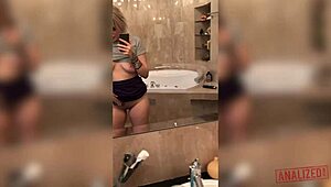 Wow! Russian bathroom orgy with Eva Stone and Yara Phoenix in wild anal DP