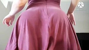 ashley alban showing off flexibility in wild clap video