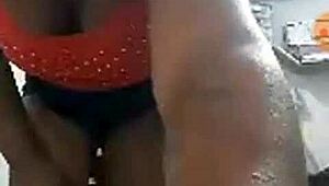 I love watching that morena's big ass dancing seductively.