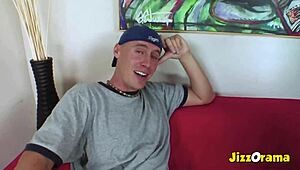 Jizz o rama - big boobs ebony milf bangs the cute babysitter.