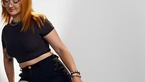 up close with redhead pawg emma magnolia in solo female orgasm casting