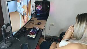 I caught my hermanastra watching porn and ended up pounding her hard