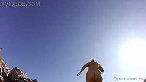 why is this bbw flashing her hairy pussy in public?