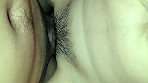 vietnamese teen couple banging hard in amateur clip.