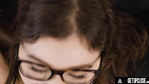 Holy Shit! Watch Leana Lovings Take That Hard Cock in Her Big Ass!