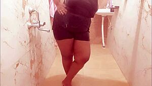 myanmar milf enjoys a relaxing shower