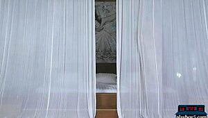 Hey Bexie Williams, why strip and pose so seductively today?