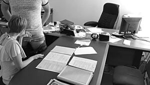 omg, boss banging tiny secretary on office table, caught on hidden cam! 😱