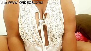 andhra girl shows big tits