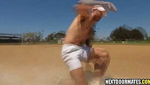 Baseball players ditch workout for some hot gay sex