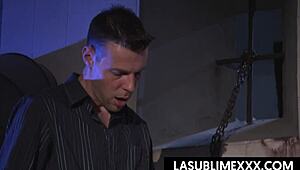 यो, हंगेरियन ब्रूनेट मोडेला स्ट्रीट एली में डबल पेनेट्रेटेड होती है! 🔥