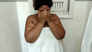 yo, caught my stepmom bathing and got hard, then drilled her big latina pussy in the bathroom!