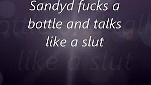 तेरी चूत में ये बोतल संभाल पाएगा?