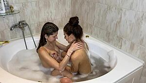 Gina Gerson Enjoys Relaxing Webcam Bath With Gentle Touches