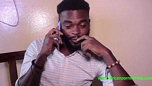 थ्रीसम फकिंग फैंटेसी: ऑफिस में बिजनेसमैन को एबोनी लेस्बियन एक्शन मिलता है?