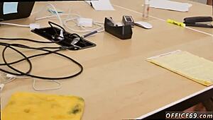 Emo Boy Gets Fucked in Gay Pantsless Friday