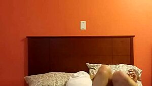 hot slut owns that bbc with ease