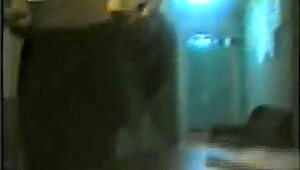 morena casada seduces vigilante with intense passion