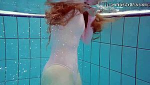 Simonna's horny underwater pool adventure