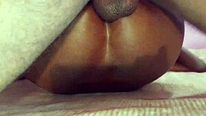 अरे, ये दो गर्म बांग्लादेशी कपल्स वाइल्ड फोरसम में चोद रहे हैं