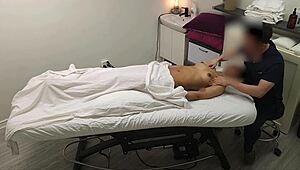 Sarah, A Young Indian College Student, Experiences Her First Unforgettable Massage With Sexy Natural Body