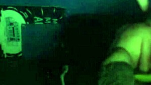 no puedo m�s y me corro en su cara