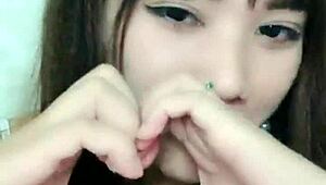 i can’t stop watching this sexy korean girl on livestream