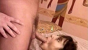 यो, इटालियन रेट्रो फिस्टिंग और ऐनल एक्शन पागल कर देने वाला! 😜