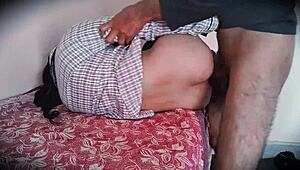 Hey, how did this 18-year-old school girl get fucked in class?