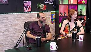 As Mulheres Foram Treinadas para Dar Prazer Sem Reclamar. Reh Queen e Kstro Sheer Red Impressionam!